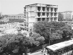 武漢釘子戶拒絕搬遷 逼停重點市政工程